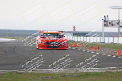 media/Jan-18-2026-CalClub SCCA (Sun) [[8bc6468723]]/Group 5 Race/Turn 1/